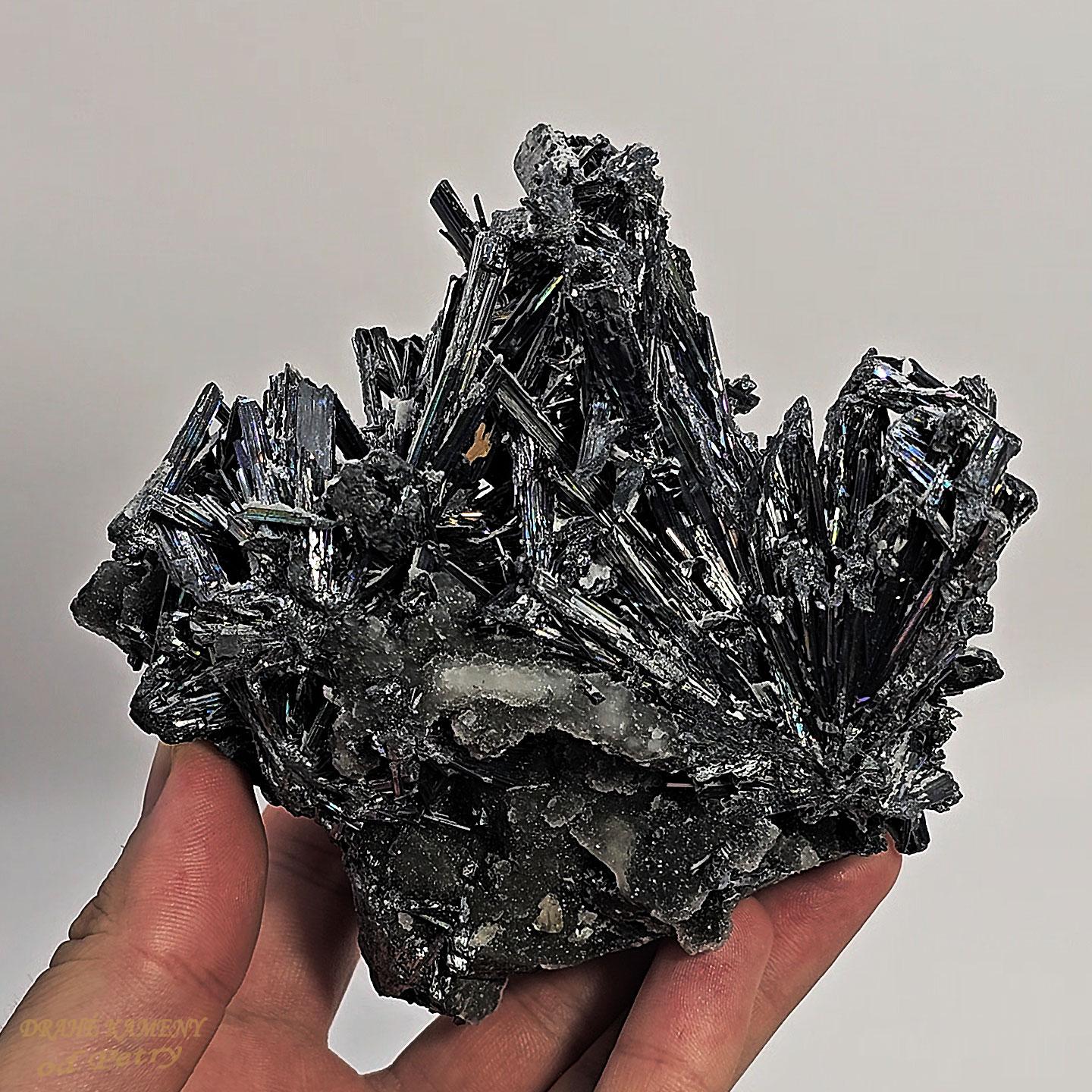 Antimonit z Číny  110x115mm