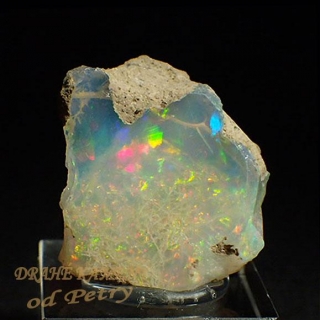 Drahý opál z Etiopie  26x20mm