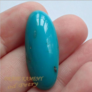 Tyrkys z Íránu (kabošon) 32x13mm