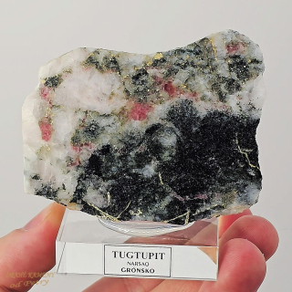 Tugtupit z Grónska 77x57mm (leštěný)