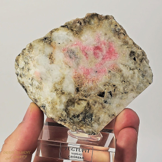 Tugtupit z Grónska  80x92mm (leštěný)